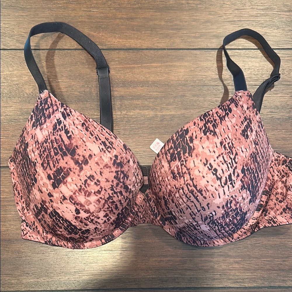 PINK Victoria's Secret Pink and Black Bra Intimates